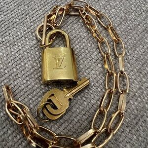 Louis Vuitton Gold Cadenas